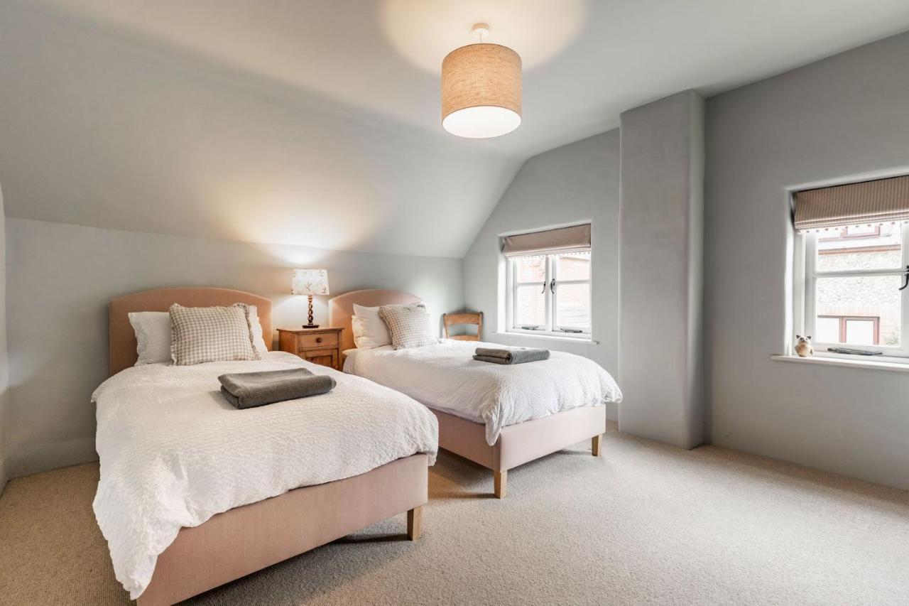 Host & Stay - White End Salthouse エクステリア 写真